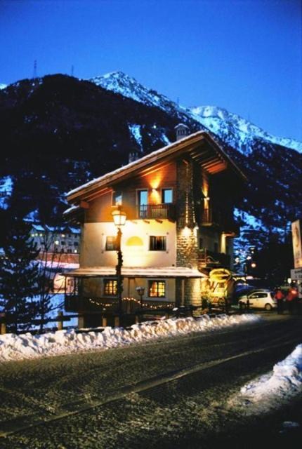 Affittacamere Lou Ressignon Cogne Exterior photo